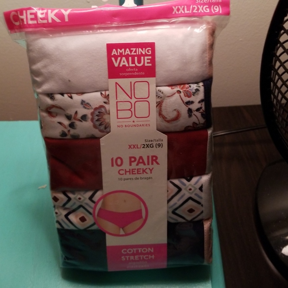 NWT 10 Pair Cheeky Panties